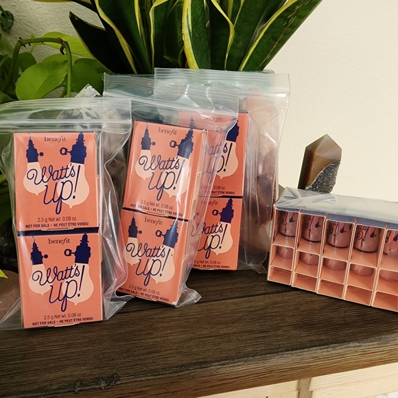 2 Benefit Watts Up Mini 2.5g Sticks TWO for $25 - Picture 2 of 2